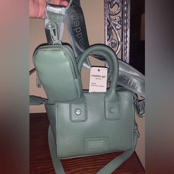 Steve Madden Purse - Picture 1 of 3